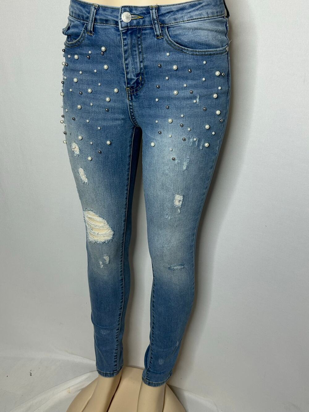Judy Blue Jeans Women’s 7/28 Skinny Fit Pearl Embellished Distressed Stretch